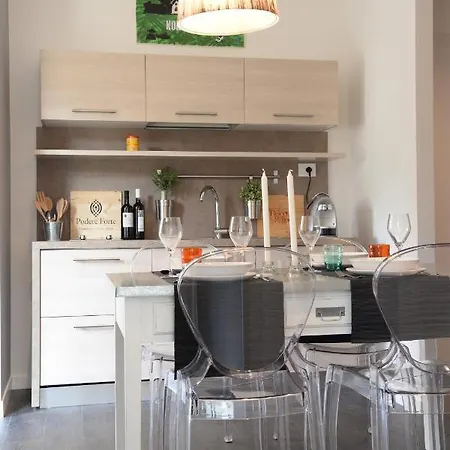 Myhomeincomo - Art Design Suites Como
