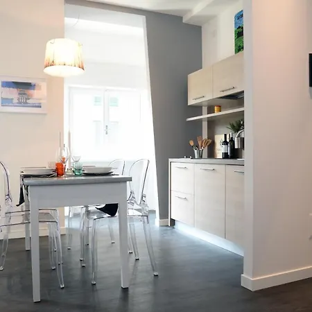 Appartement Myhomeincomo - Art Design Suites