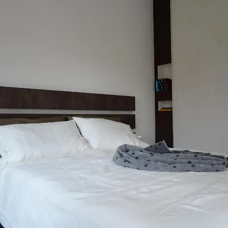 Apartment Myhomeincomo - Art Design Suites