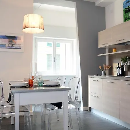 Apartment Myhomeincomo - Art Design Suites Como